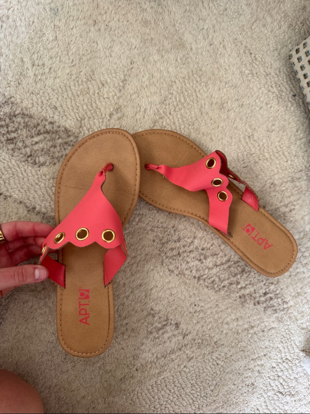 Apt. 9 Coral Scalloped Grommet Toe-Post Sandals
